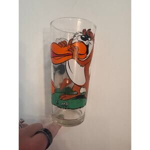 Vintage 1977 Warner Bros. Pepsi Collector Series Glass Daffy and Taz 16oz.